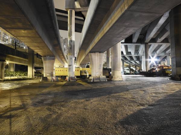 Photograph Chris Frazer Smith Underpass China on One Eyeland